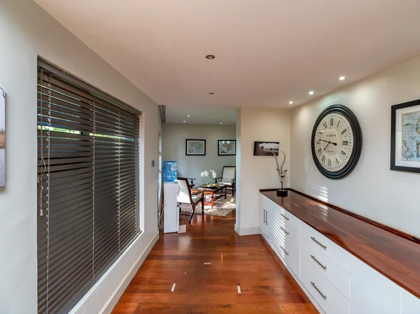 Offices in Prime location 