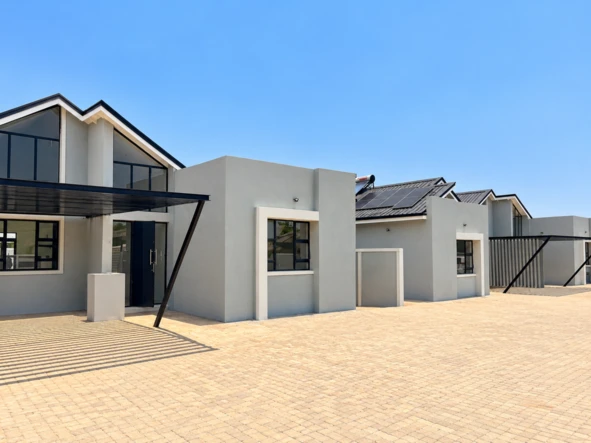 4 Unit Townhouse Complex