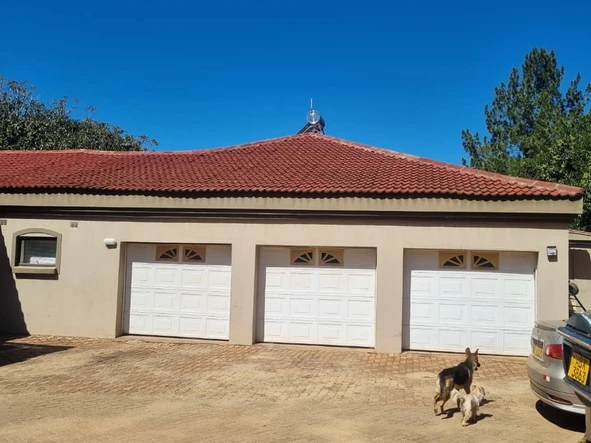 5 Bedroom House