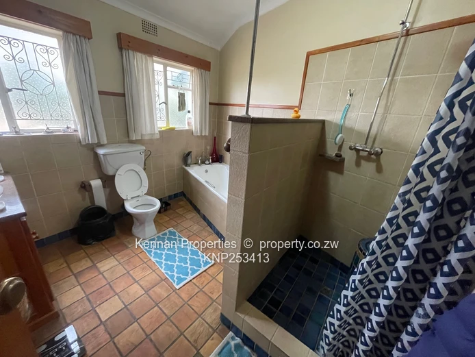 PARTIALLY FURNISHED - comes with gardener (Sole Mandate)