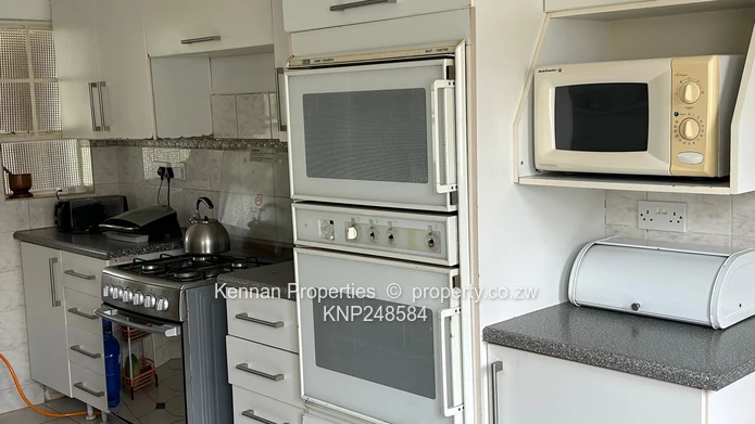 Prestigious Borrowdale Rental – Space, Comfort & Timeless Charm